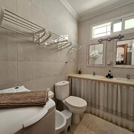 Leon Casa de Férias